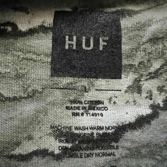 HUF Warped Camo Long Sleeve T-Shirt - Picture 6 of 7